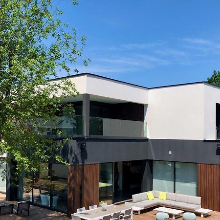 Hotelya - Lille Villeneuve D'Ascq Bagian luar foto